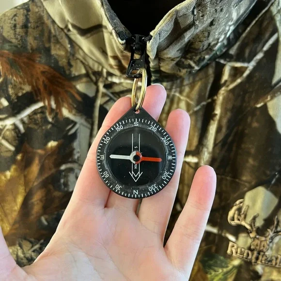 CLEARANCE Women’s Large Red Head Camo Hunting Winter Jacket - Picture 16 of 16